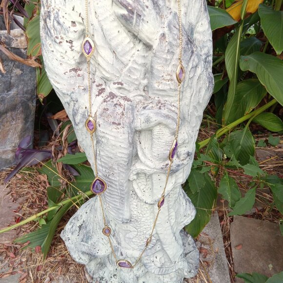 VINTAGE PURPLE GLASS OPERA LENGTH GOLD TONE NECKLACE with Rhinestones - Picture 2 of 6